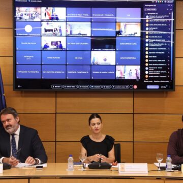 Andalucía respalda la partida de 25 millones para menores migrantes en Ceuta Andalucía respalda la partida de 25 millones para menores migrantes en Ceuta