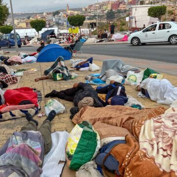 Pisos patera en Ceuta: El negocio clandestino de la espera para cruzar el Estrecho Pisos patera en Ceuta: El negocio clandestino de la espera para cruzar el Estrecho