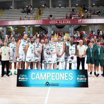 Unicaja-Insolac Caja 87: Campeones de Andalucía (86-61) Unicaja-Insolac Caja 87: Campeones de Andalucía (86-61)