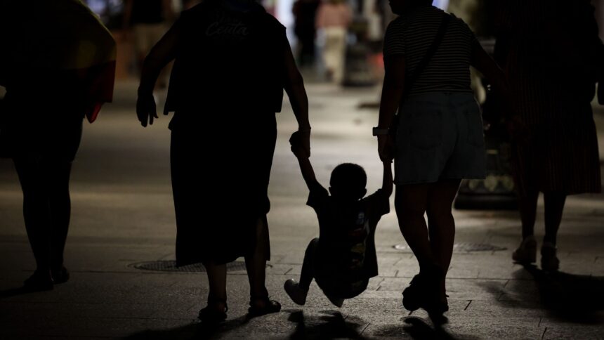 Ceuta prepara la vuelta al cole más tensa con vigilantes, autobuses escoltados y apoyo psicológico