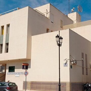 Apuñalan en Fuengirola a un hombre de 61 años, que lo evacúan grave tras avisar un amigo