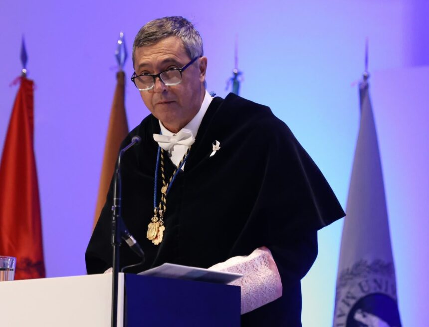 Teodomiro López, rector de la UMA: «Seguimos casi 500 euros por debajo en la financiación por estudiante»