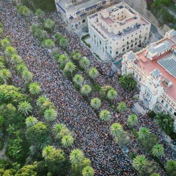 Málaga toma la calle en un manifestación histórica en apoyo a Ceuta