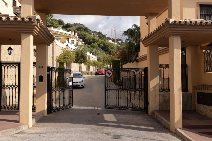 Muere la mujer a la que su pareja intentó estrangular en Pinares de San Antón, en Málaga, antes de suicidarse