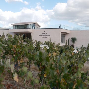 La bodega Doña Felisa estrena sus nuevas instalaciones apostando por la innovación La bodega Doña Felisa estrena sus nuevas instalaciones apostando por la innovación