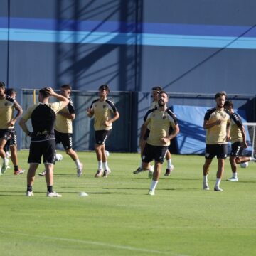 El Málaga CF intentará jugar dos amistosos en la mini pretemporada del 'superparón FIFA' El Málaga CF intentará jugar dos amistosos en la mini pretemporada del ‘superparón FIFA’