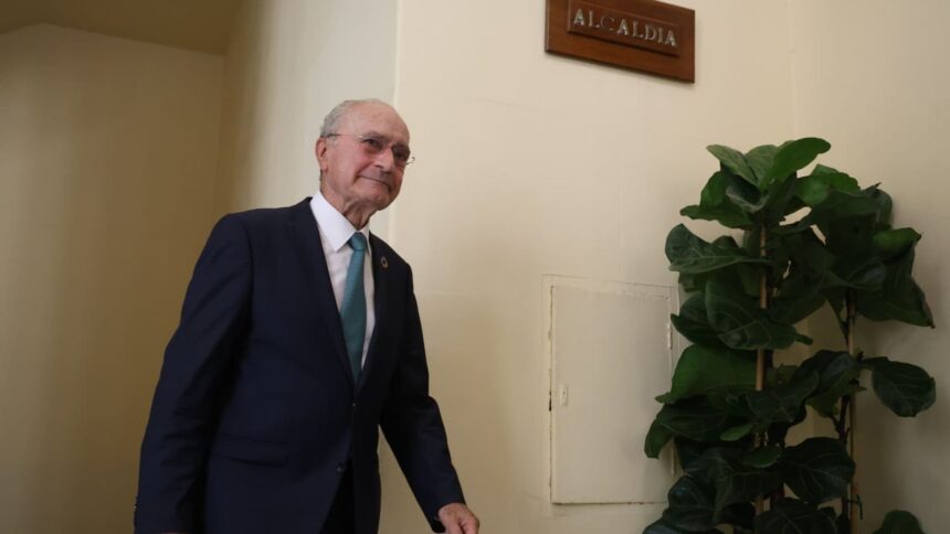 El alcalde de Málaga disipa dudas sobre su candidatura: «No tengo nada que preocupe lo más mínimo»