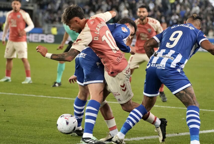 Alavés-Málaga CF: Un mordisco en el tobillo (1-1)