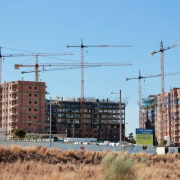El precio de la vivienda se ha disparado cerca de un 50% en los ocho años de gobierno de Sánchez