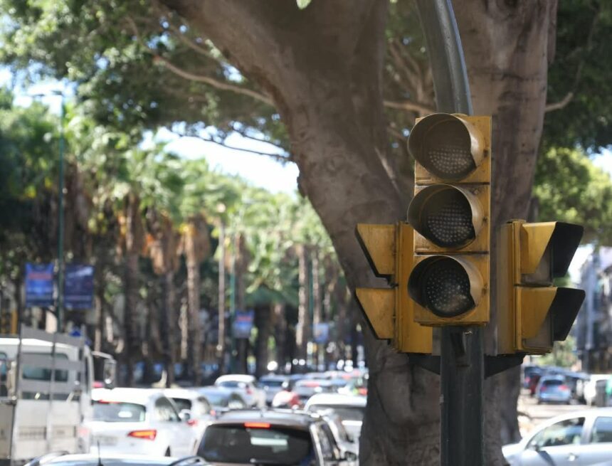 Un corte de luz mantiene apagada la zona oeste de Málaga capital durante media hora Un corte de luz mantiene apagada la zona oeste de Málaga capital durante media hora