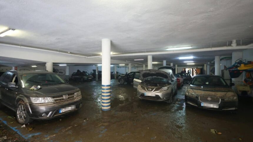 La resaca de la dana ‘Adam’ en Pedregalejo y El Palo: «Casi todos los coches echados a perder»