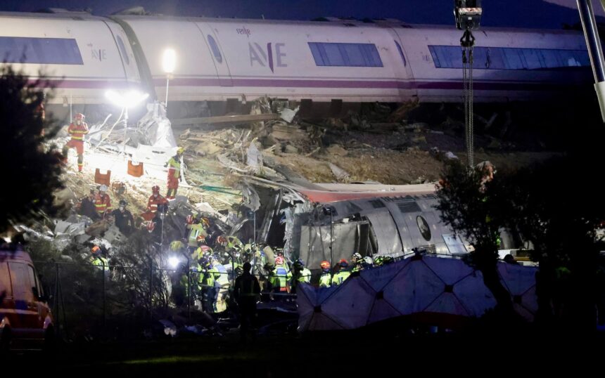 Las llamadas del accidente de tren en Toledo: el AVE recibió permiso para avanzar y el Iryo avisó después de que seguía detenido