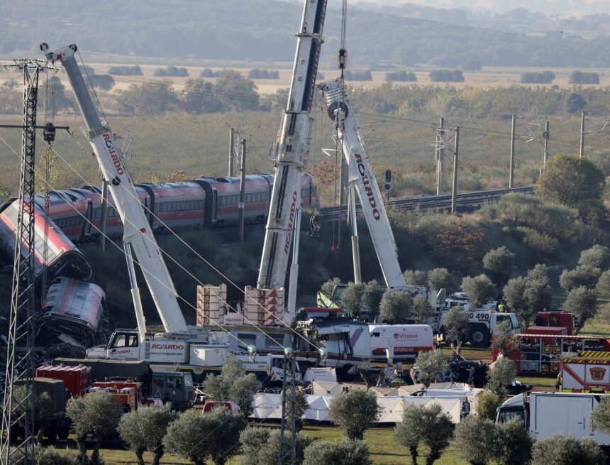 Trabajo intenso para cerrar la zona cero de la tragedia