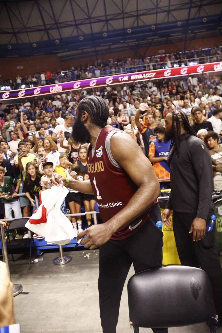 Cleveland en Málaga: Cuando los dioses de la NBA se hacen terrenales