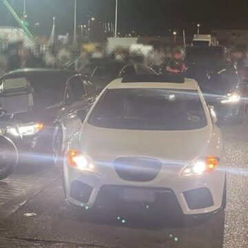 Una quedada ilegal de 80 vehículos en Málaga acaba con siete denuncias y un accidente Una quedada ilegal de 80 vehículos en Málaga acaba con siete denuncias y un accidente