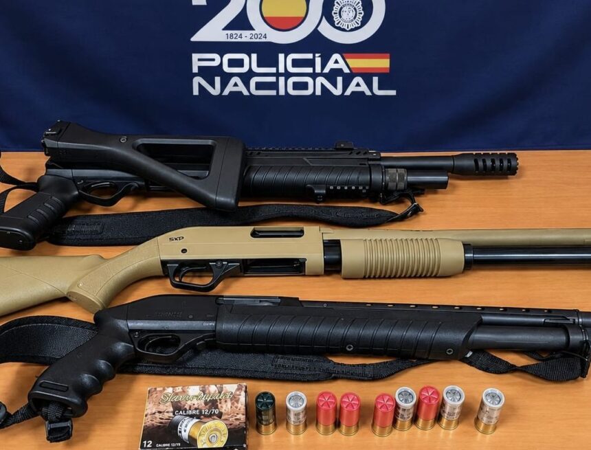 Riña con disparos entre dos familias en La Palmilla: hay dos detenidos y armas intervenidas Riña con disparos entre dos familias en La Palmilla: hay dos detenidos y armas intervenidas