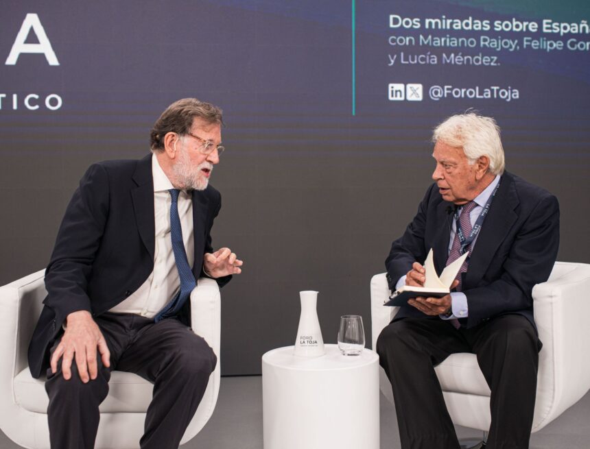 Felipe González y Mariano Rajoy abogan por el fin de la legislatura entre ataques a Pedro Sánchez
