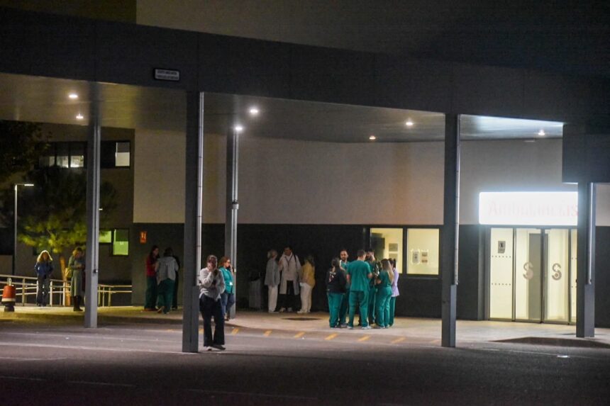 En el hospital de Toledo, zona cero de los heridos en el accidente de tren de Urda: «Todavía no sabemos nada de él»