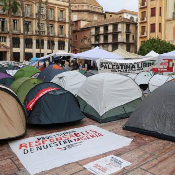 La acampada por la vivienda cumple una semana en Málaga y mira a las elecciones: «Lo que toca ahora es una huelga general»