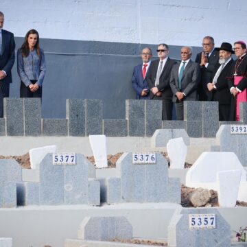Sidi Embarek, el silencio de los Reyes ante las tumbas sin nombre