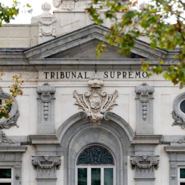 El Supremo mantiene la suspensión para el 29-N del voto de los nacionalizados por la ley de nietos