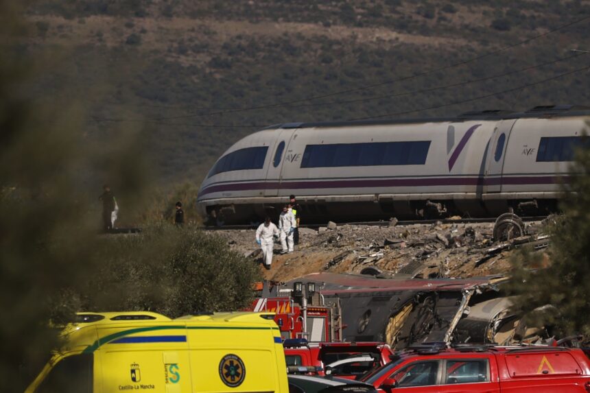 'Marcha normal' o 'marcha a la vista': las dos formas de circular que centran las dudas sobre la tragedia de Urda ‘Marcha normal’ o ‘marcha a la vista’: las dos formas de circular que centran las dudas sobre la tragedia de Urda