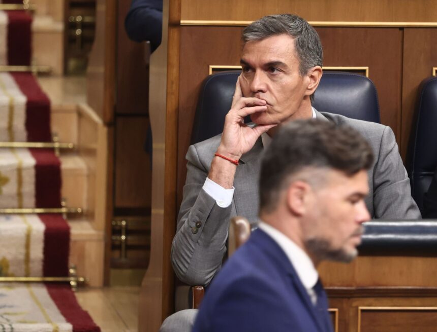 Sánchez sopesa adelantar elecciones tras la caída de los decretos de vivienda Sánchez sopesa adelantar elecciones tras la caída de los decretos de vivienda